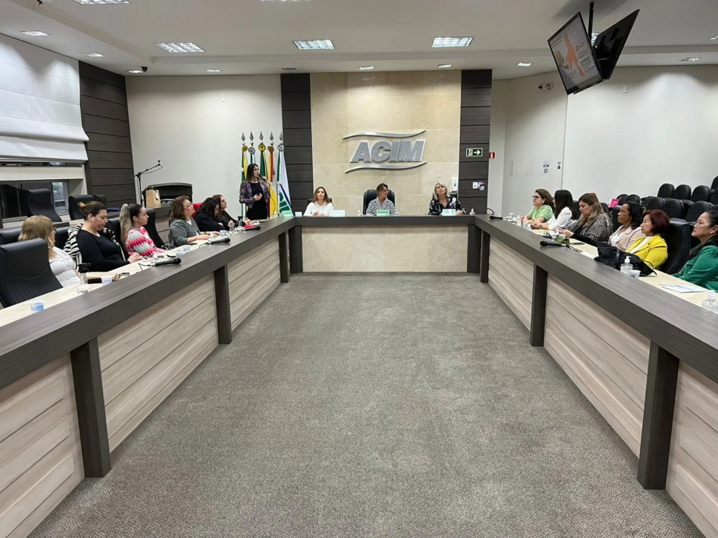 Presidente da CACB conhece projetos das ACEs de Londrina e Maringá, no Paraná